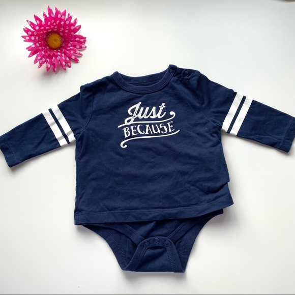 Two Long Sleeve Joe Fresh Sport / Hockey themed Onesies Size 3-6m - Picture 3 of 5